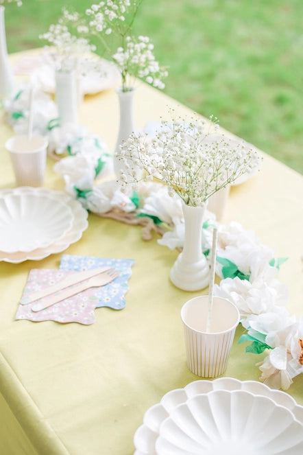 Eco-Friendly Yellow Disposable Pastel Paper Table Cover