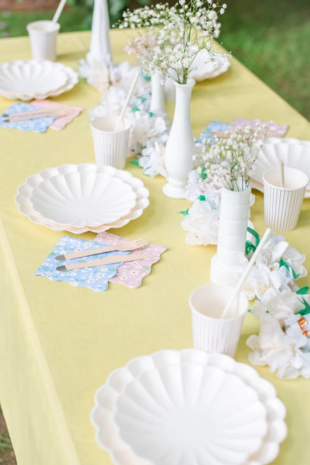 Eco-Friendly Yellow Disposable Pastel Paper Table Cover